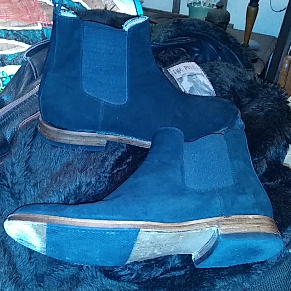 Chelsea style Sutro hand crafted suede boots